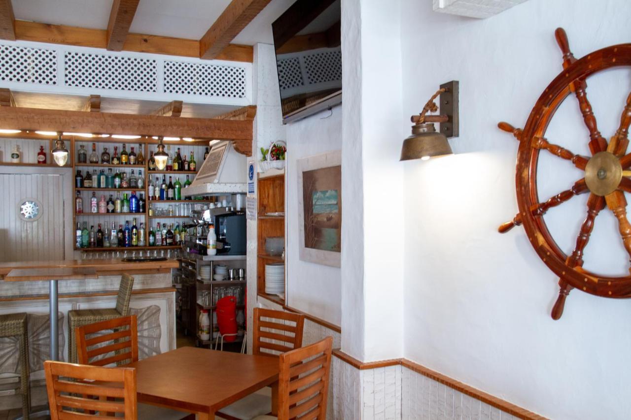 סהרה דה לוס אטונס Hotel Almadraba מראה חיצוני תמונה