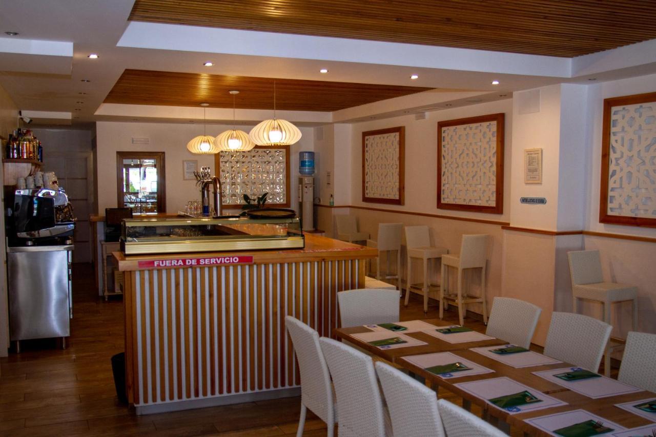 סהרה דה לוס אטונס Hotel Almadraba מראה חיצוני תמונה