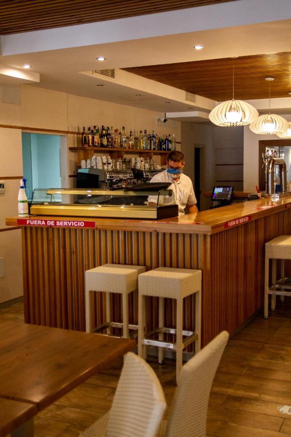 סהרה דה לוס אטונס Hotel Almadraba מראה חיצוני תמונה