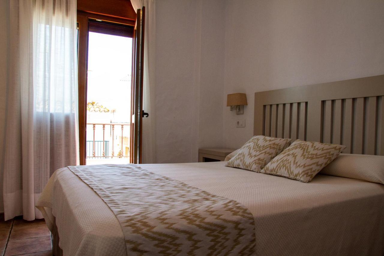 סהרה דה לוס אטונס Hotel Almadraba מראה חיצוני תמונה
