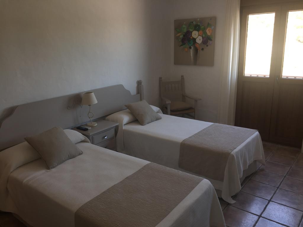 סהרה דה לוס אטונס Hotel Almadraba מראה חיצוני תמונה