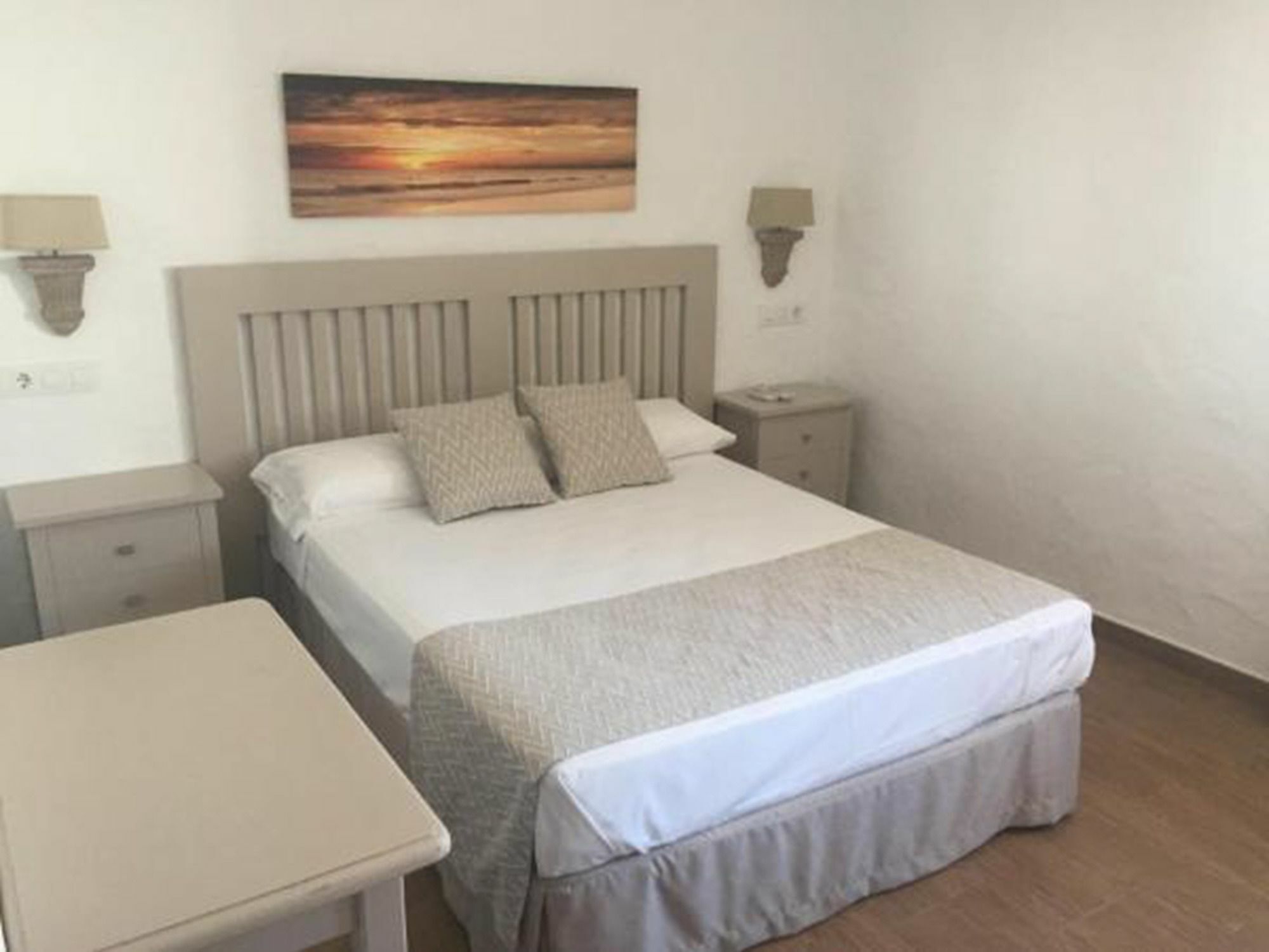 סהרה דה לוס אטונס Hotel Almadraba מראה חיצוני תמונה